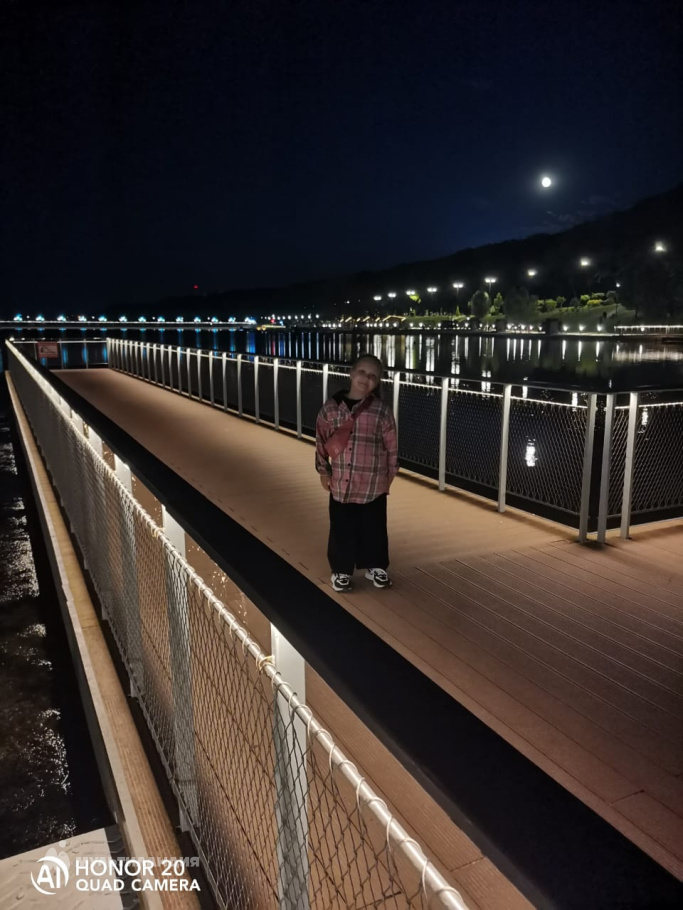 Лобанова Кира