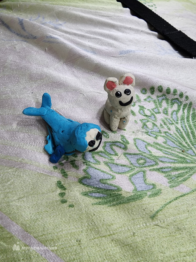 Комиссарова Настя