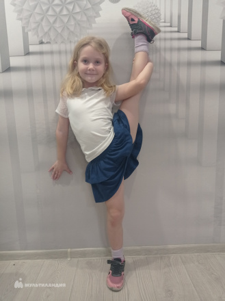 Кандабарова Милана