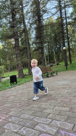 Сахарнов  Саша